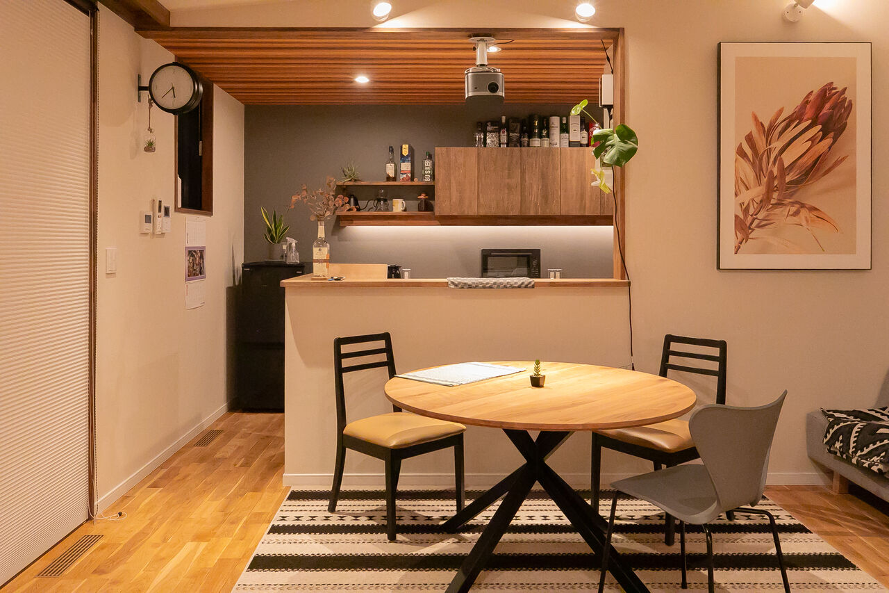 タツホーム　竜建 【本体価格2000万円台/34.8坪】木を惜しみなく使った内装でラフでかっこいい空間の住まいの建築実例画像2