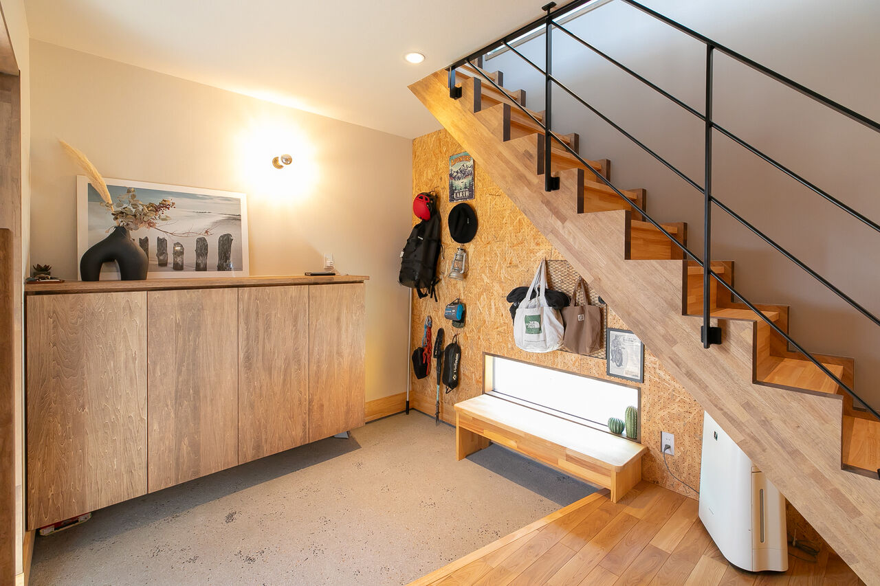 タツホーム　竜建 【本体価格2000万円台/34.8坪】木を惜しみなく使った内装でラフでかっこいい空間の住まいの建築実例画像4