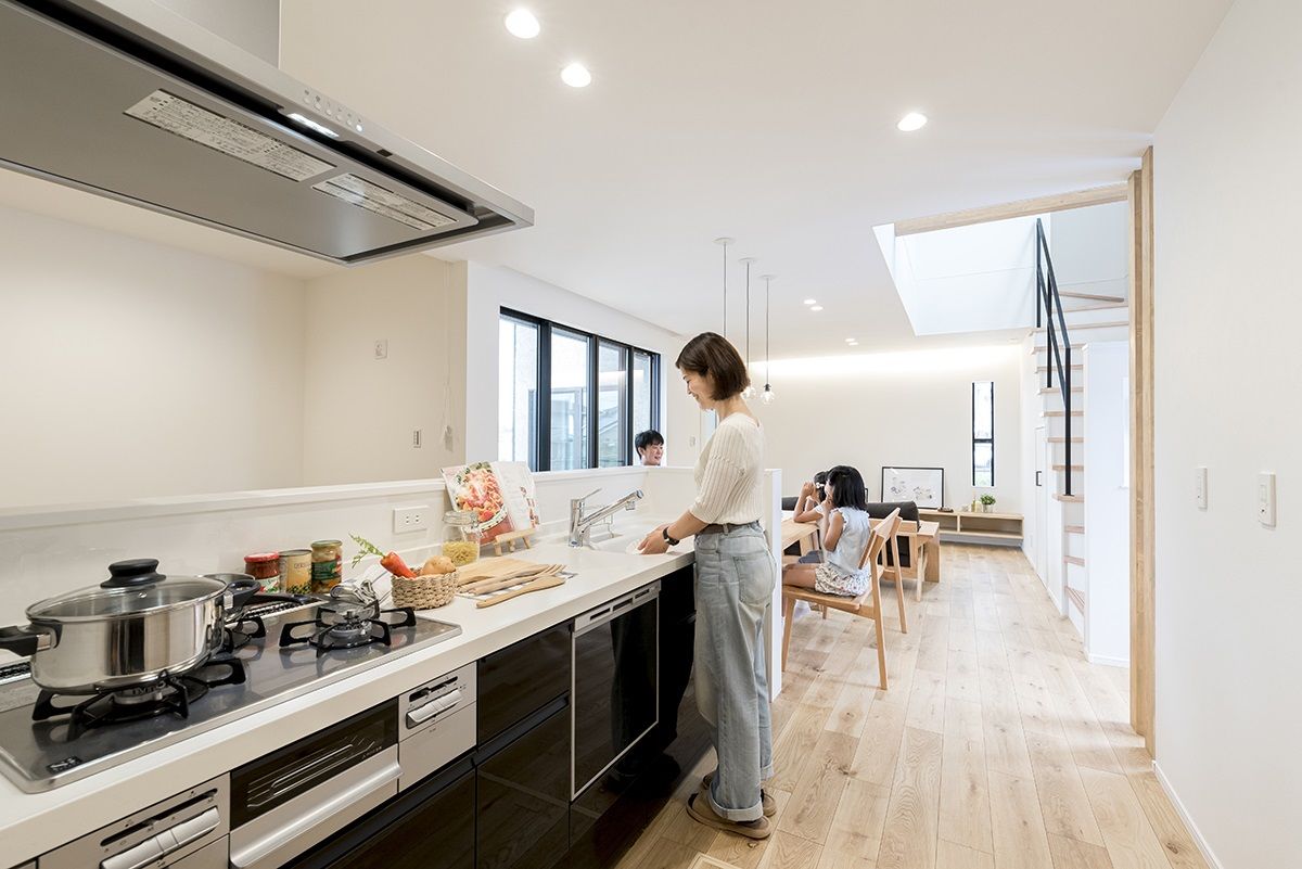 HOUSECODE(ハウスコード） 【1000万円台/約30坪】約30坪を1000万円台で広々とした間取り　吹き抜けから注ぐ光にこだわった実例の建築実例画像2