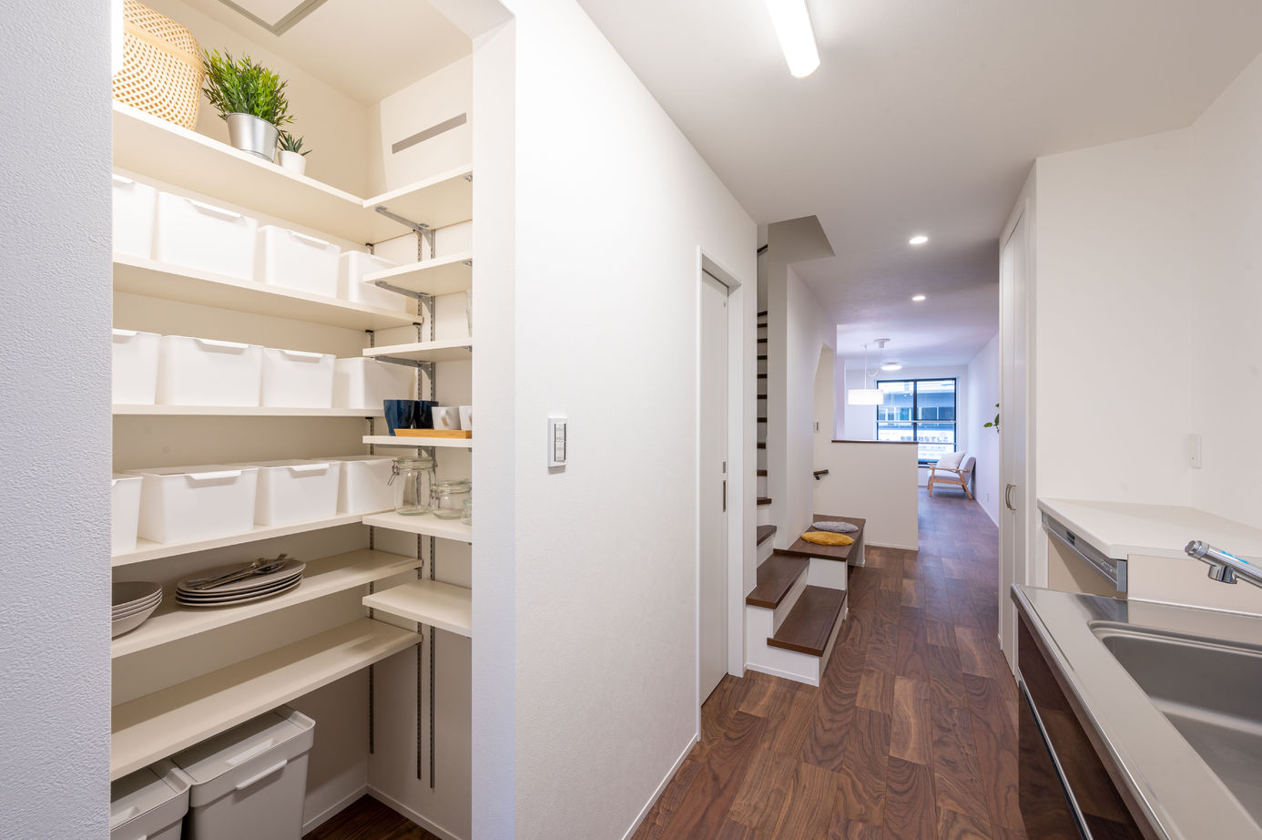 HOUSECODE(ハウスコード） 【大阪市/1000万円台/30坪/狭小/3階建て/間取り】駅前に建てた幅2.7mの家の建築実例画像3