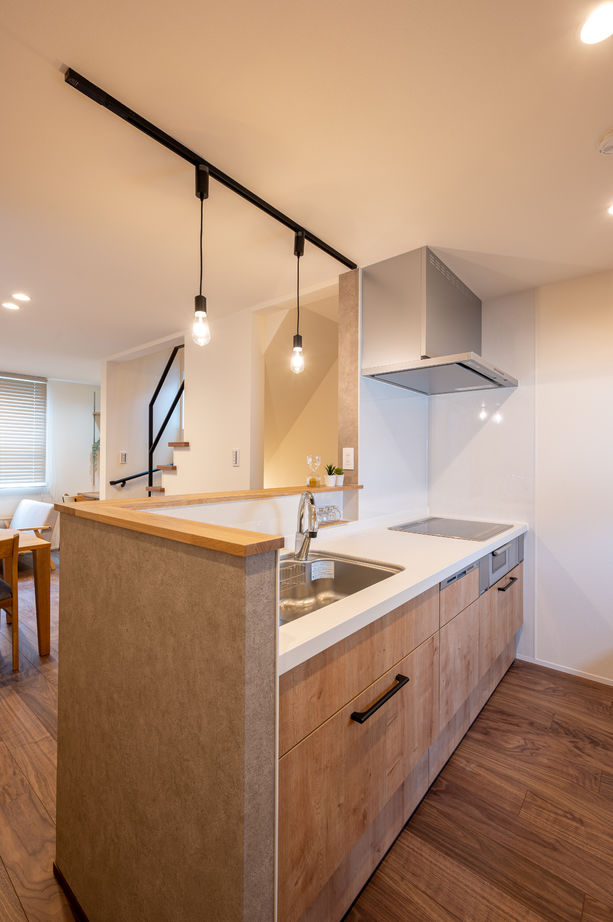 HOUSECODE(ハウスコード） 【大阪市/1000万円台/狭小/３階建て】１０坪の敷地に叶えた遊び心のある家の建築実例画像3