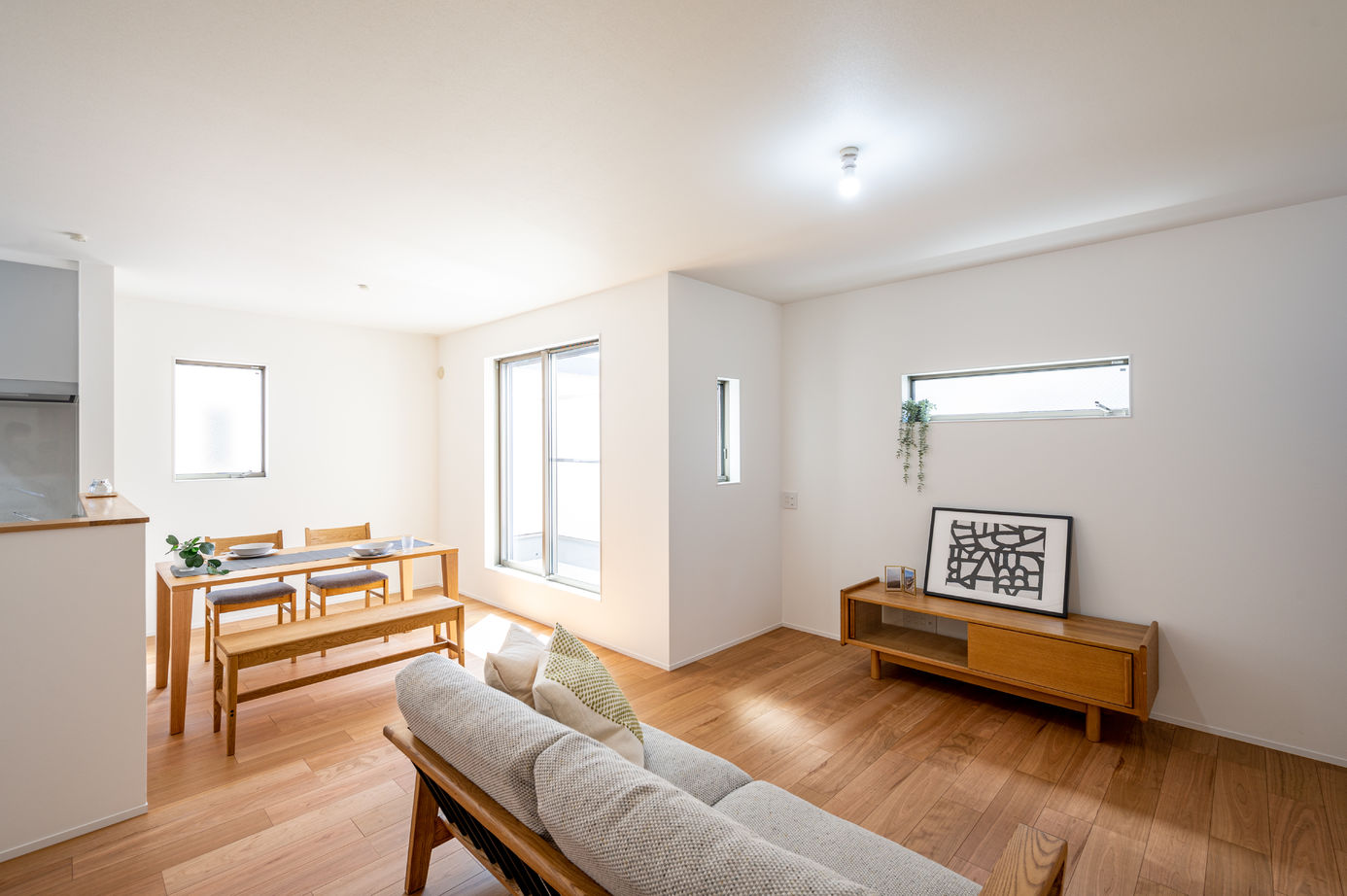 HOUSECODE(ハウスコード） [堺市/敷地約19坪/3階建て】白い塗り壁の家【間取り図あり】の建築実例画像3