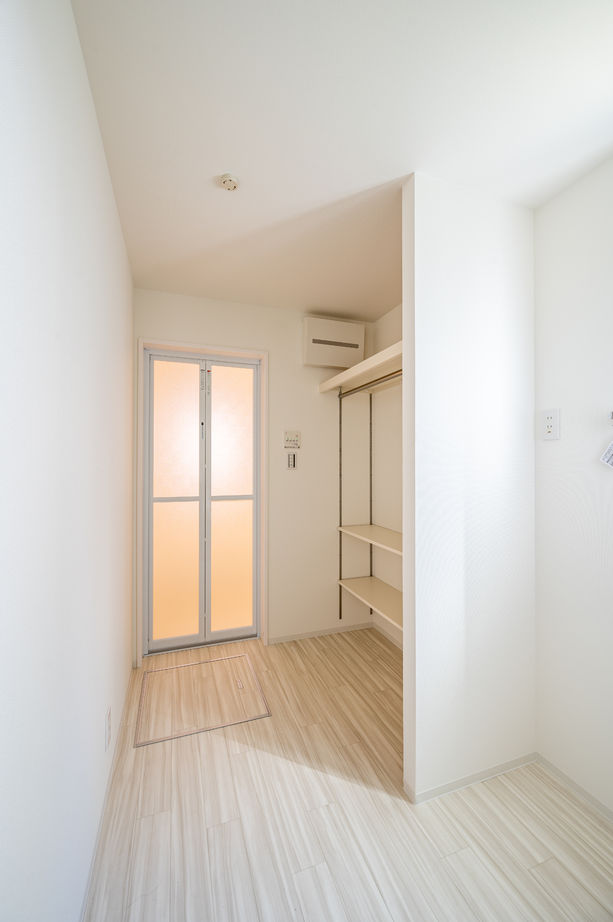 HOUSECODE(ハウスコード） [堺市/敷地約19坪/3階建て】白い塗り壁の家【間取り図あり】の建築実例画像9