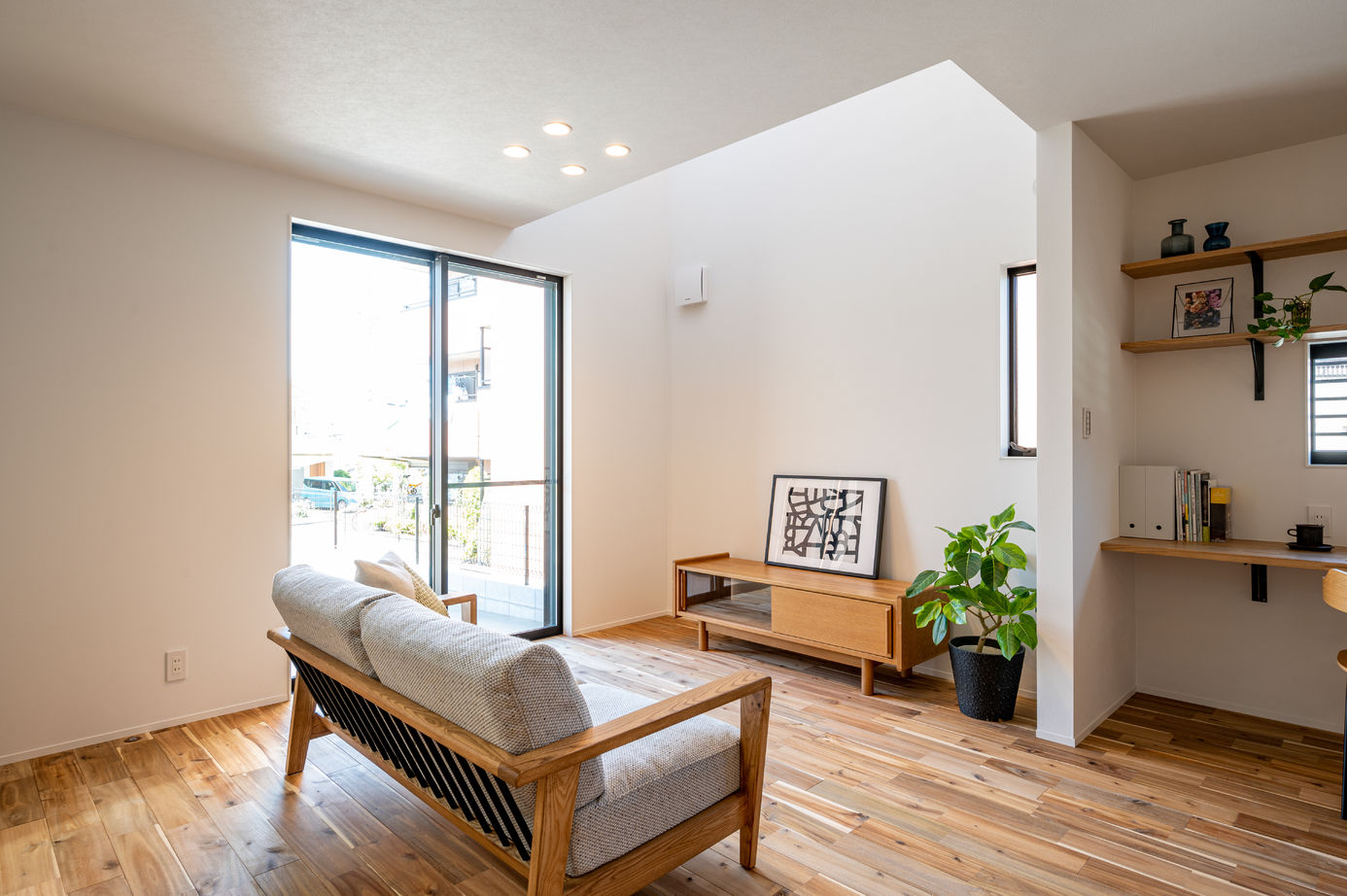 HOUSECODE(ハウスコード） 【堺市/1900万円台/無垢の床】家族と思い出を紡ぐ家【間取り図あり】の建築実例画像6