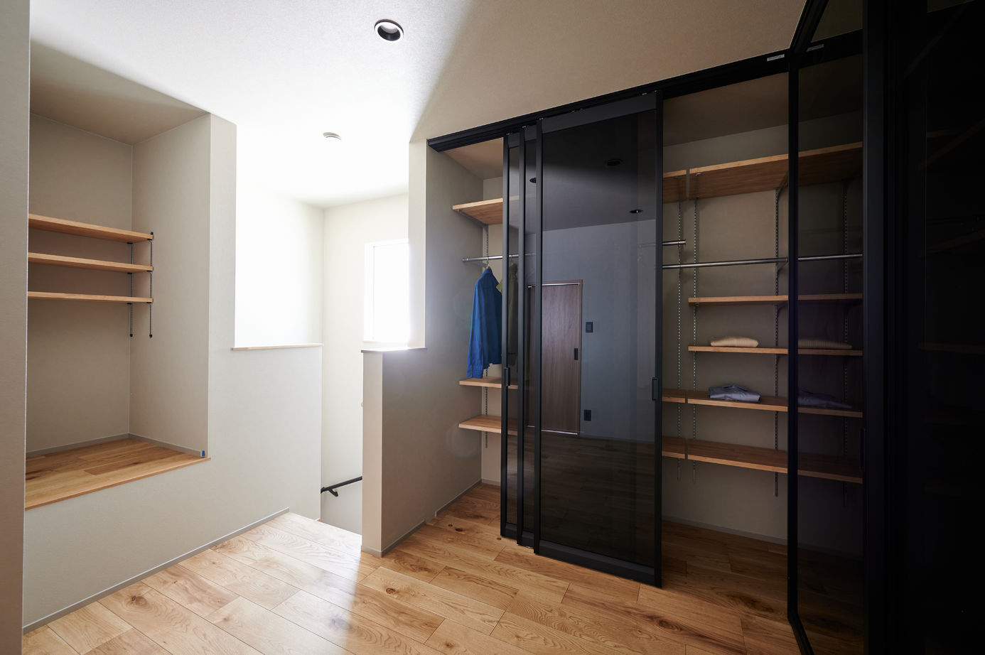 HOUSECODE(ハウスコード） 堺市/敷地約18坪/3階建て/2階リビング/グリーンに囲まれる家【間取り図あり】の建築実例画像6