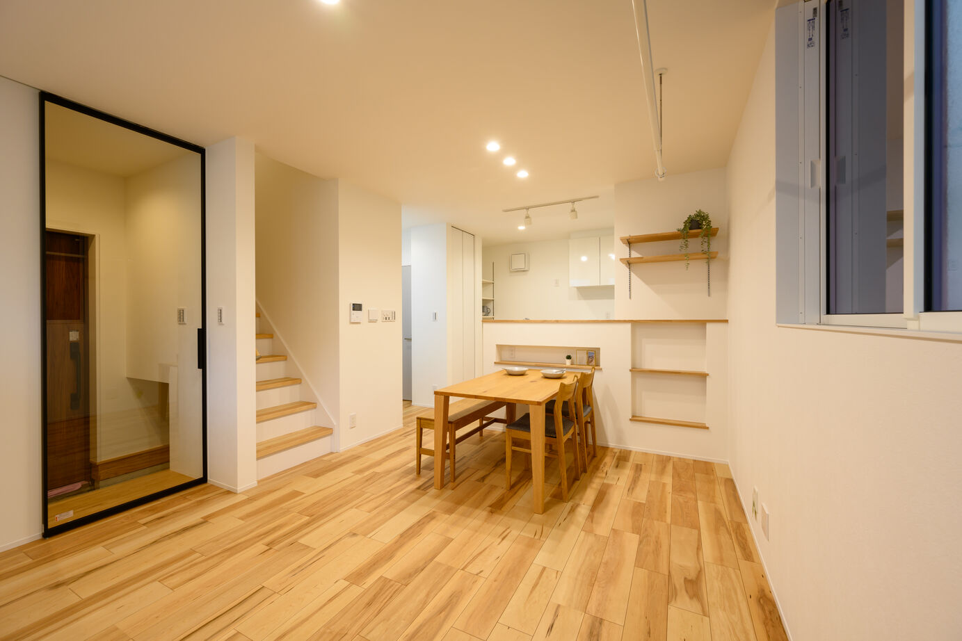 HOUSECODE(ハウスコード） 堺市/狭小/2階建て/21坪の敷地に叶えた、豊かに暮らせる家【間取り図有】の建築実例画像2