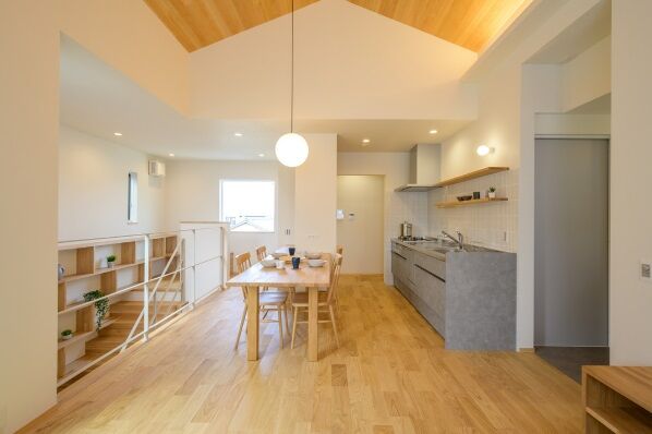 HOUSECODE(ハウスコード） 堺市/土地約27坪/ママ設計士のアイデアが光る、小さくても豊かに住まう家【間取り図有】の建築実例画像4