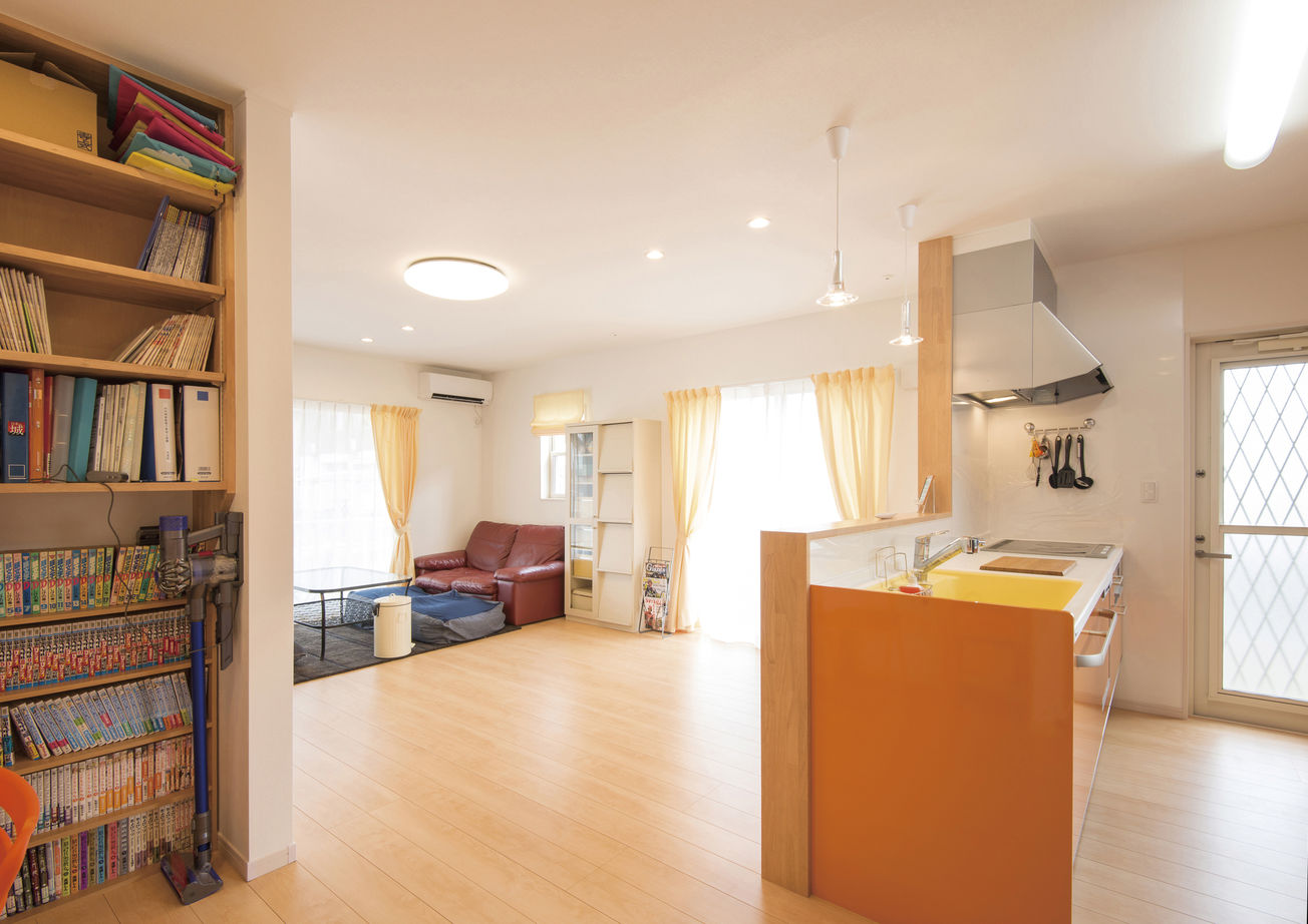 ホビースタイル　角屋工業 ガレージにバイク・スケートボード・プラモデルなど趣味を詰め込んだ　カバードポーチとらせん階段のある家の建築実例画像6