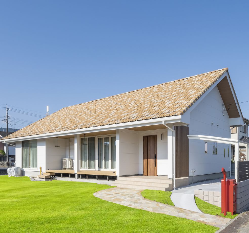 内山木材建設 【2000万円台/30坪台/平屋/防音室】諦めかけていた要望も柔軟設計で見事実現。無垢材×漆喰で心地よい空間にの建築実例画像2