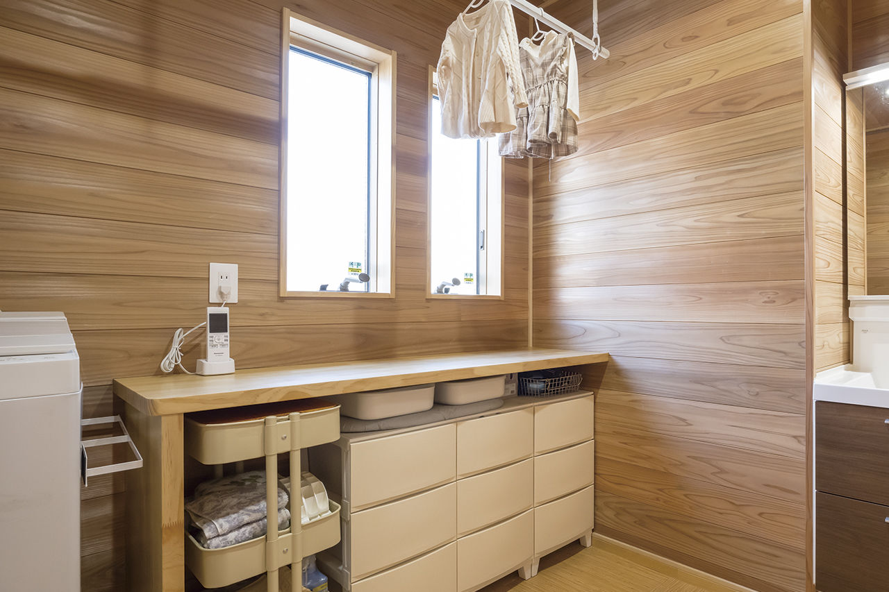 内山木材建設 【2000万円台/30坪台/平屋/防音室】諦めかけていた要望も柔軟設計で見事実現。無垢材×漆喰で心地よい空間にの建築実例画像6