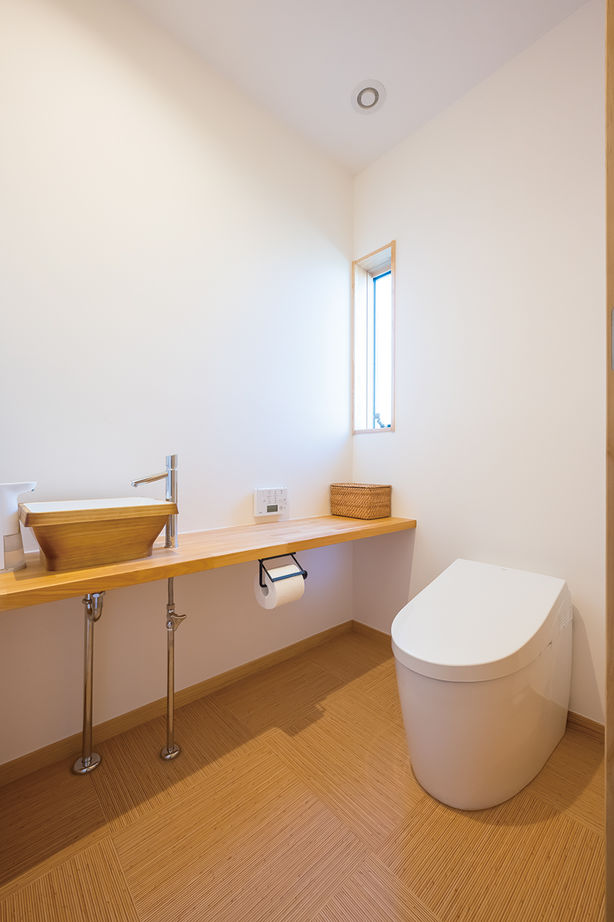 内山木材建設 【2000万円台/30坪台/平屋/防音室】諦めかけていた要望も柔軟設計で見事実現。無垢材×漆喰で心地よい空間にの建築実例画像7