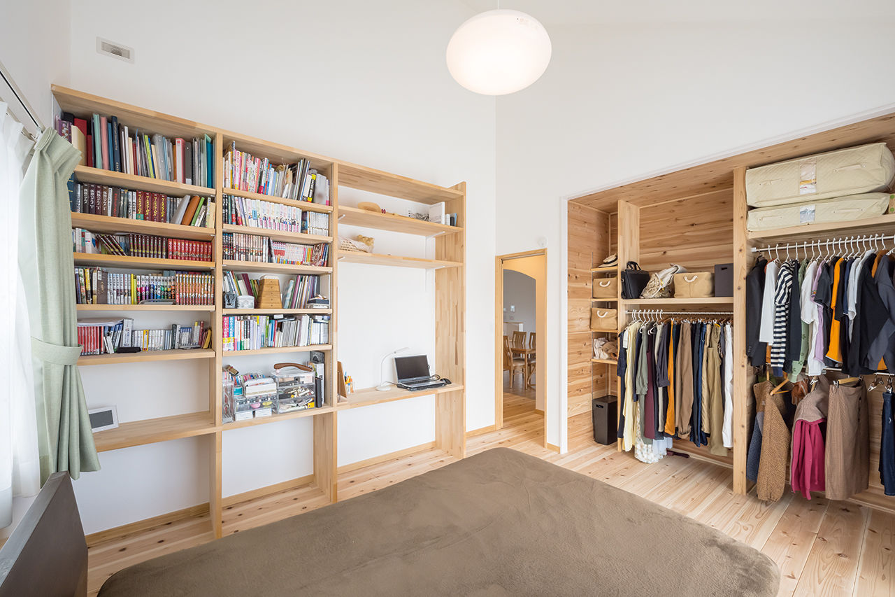 内山木材建設 【2000万円台/30坪台/平屋/防音室】諦めかけていた要望も柔軟設計で見事実現。無垢材×漆喰で心地よい空間にの建築実例画像8