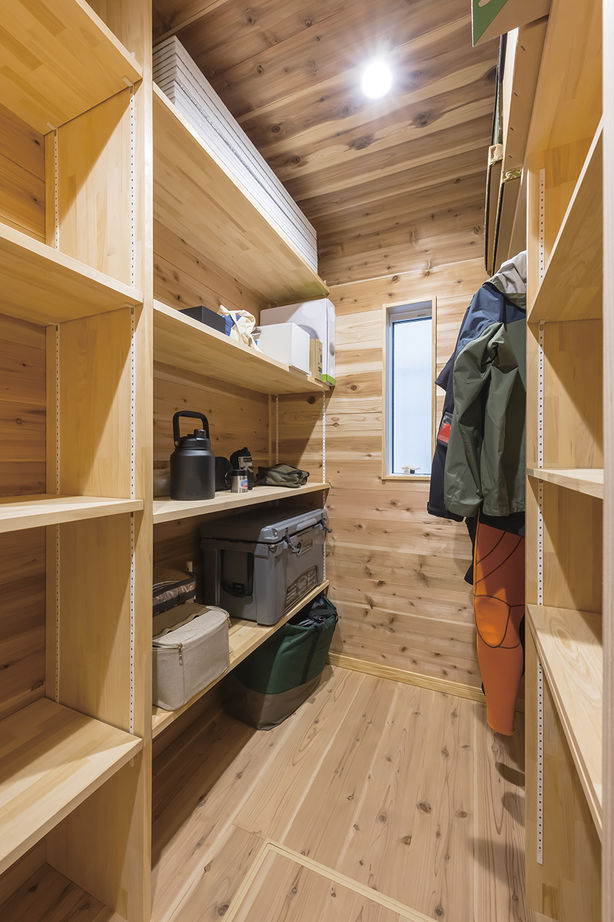 内山木材建設 【2000万円台/30坪台/平屋】希望の間取りを実現。埼玉県産材にこだわった無垢と漆喰壁の家の建築実例画像7