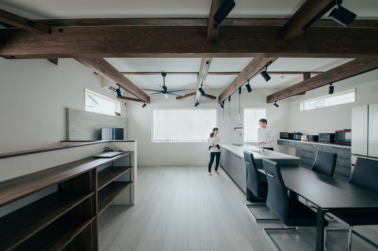 暮るみ（くるみ） 【間取図有/インナーガレージ/2階リビング】「毎日が春のリゾートホテルみたいな家です！」の建築実例画像4