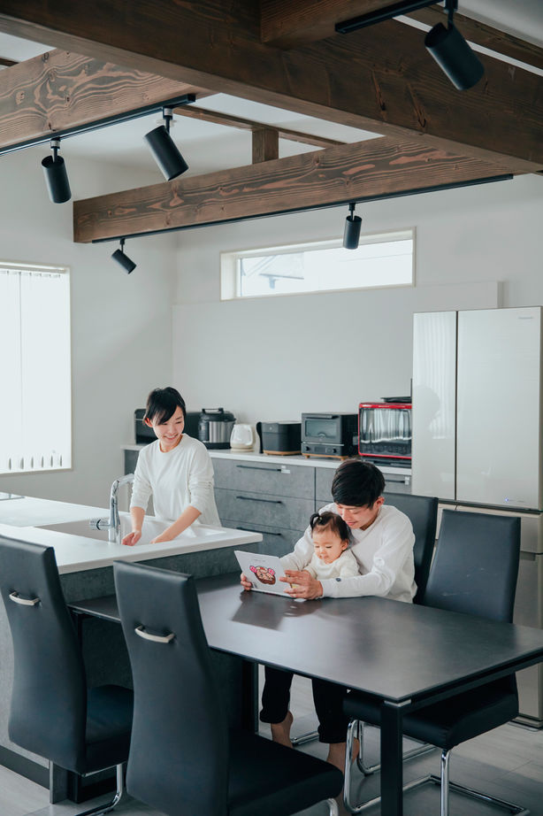 暮るみ（くるみ） 【間取図有/インナーガレージ/2階リビング】「毎日が春のリゾートホテルみたいな家です！」の建築実例画像7