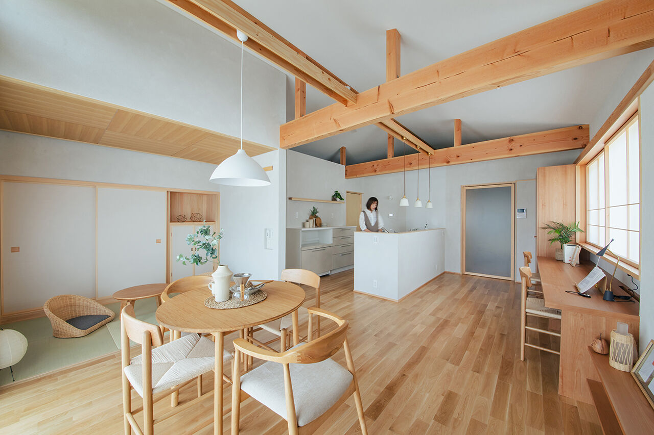 暮るみ（くるみ） 【平屋/3000万円以下/25坪以下/間取図有】お風呂が中心の間取りで暖かく、長く暮らせるバリアフリーの家の建築実例画像2