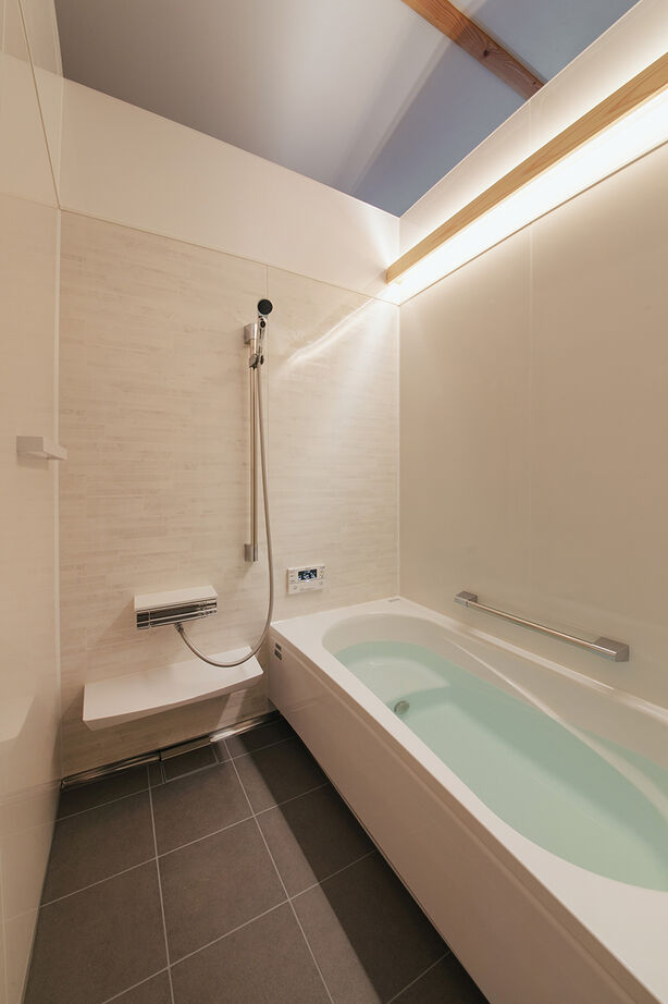 暮るみ（くるみ） 【平屋/3000万円以下/25坪以下/間取図有】お風呂が中心の間取りで暖かく、長く暮らせるバリアフリーの家の建築実例画像9