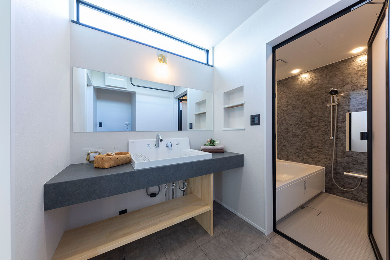 灯す家 【間取り図有｜約23坪｜平屋】外の視線をシャットアウトするプライベートテラスのある家の建築実例画像7