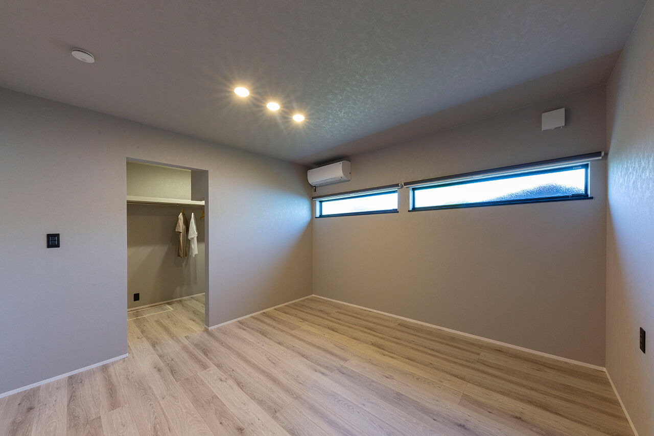 灯す家 【間取り図有｜約23坪｜平屋】外の視線をシャットアウトするプライベートテラスのある家の建築実例画像8