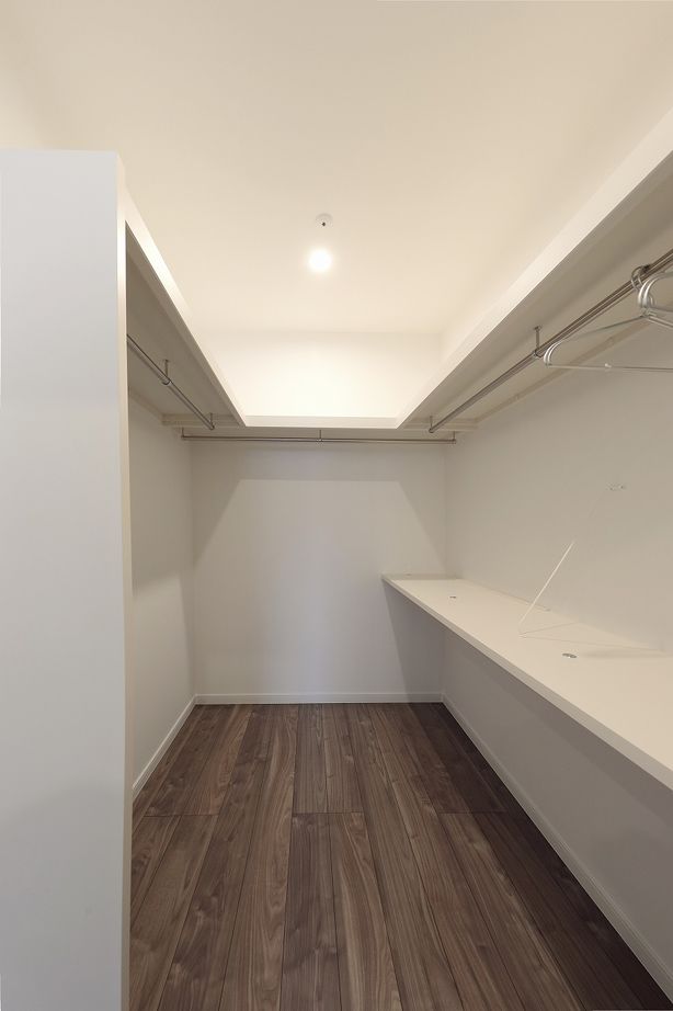 A ARCHiTECT 【本体価格2800万円/約43.2坪】開放感溢れる吹き抜けのLDKと家族だの時間を楽しむ中庭のある家の建築実例画像9