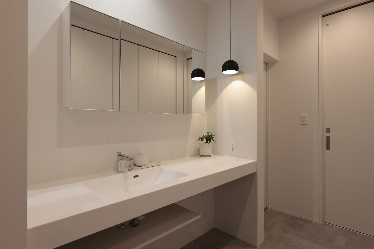 A ARCHiTECT 【本体価格2500万円/33.8坪】白を基調とした「箱が重なる家」の建築実例画像9