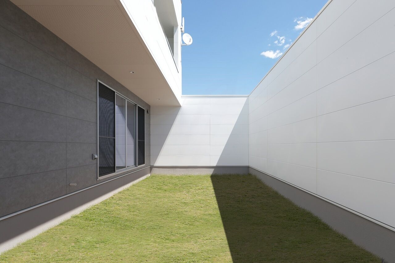 A ARCHiTECT シンプルさの中に開放感と心地よさが洗練されたモダンデザイン邸宅の建築実例画像4