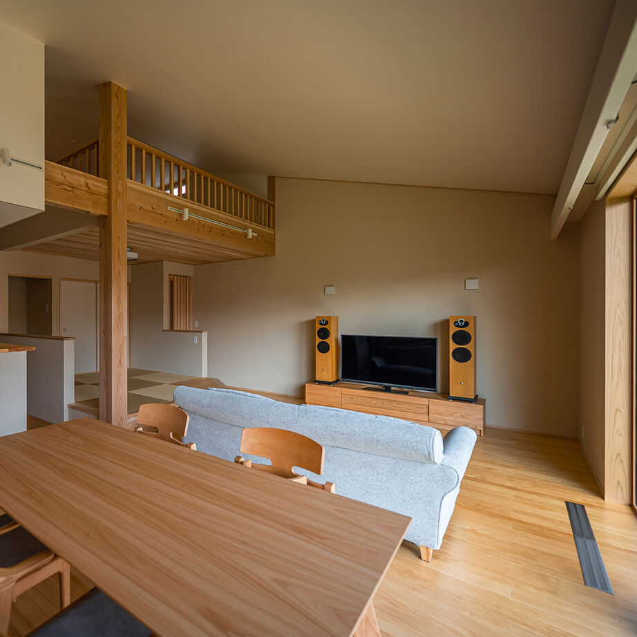 エコワークス 【ZEH住宅/47.7坪/平屋/間取り図あり】ストレスフリーな8の字動線。インナーガレージのある家の建築実例画像6