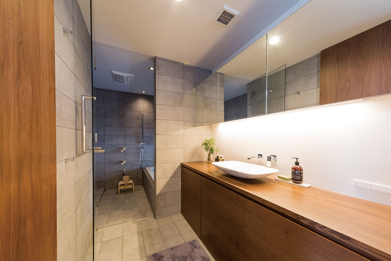 ブラザー不動産 【愛知県/中庭】ゆとりある間取りに自然素材がアクセント。デザイン×施工力で実現したおしゃれな2階建ての建築実例画像5