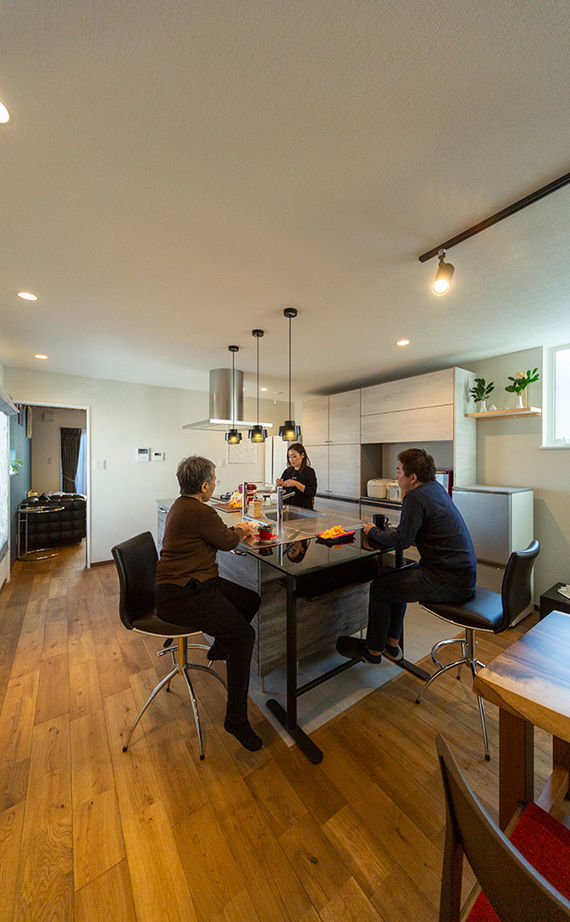 ブラザー不動産 【平屋｜2000万円台｜建築家デザイン｜傾斜地｜変形地｜間取り】あっぱれ！三角の不整形地に建てた三角の家の建築実例画像17