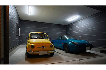 ブラザー不動産 【名古屋市｜ビルトインガレージ｜2階LDK】愛車を眺められる寝室と、愛猫ご満悦のにゃんこ動線の建築実例画像4