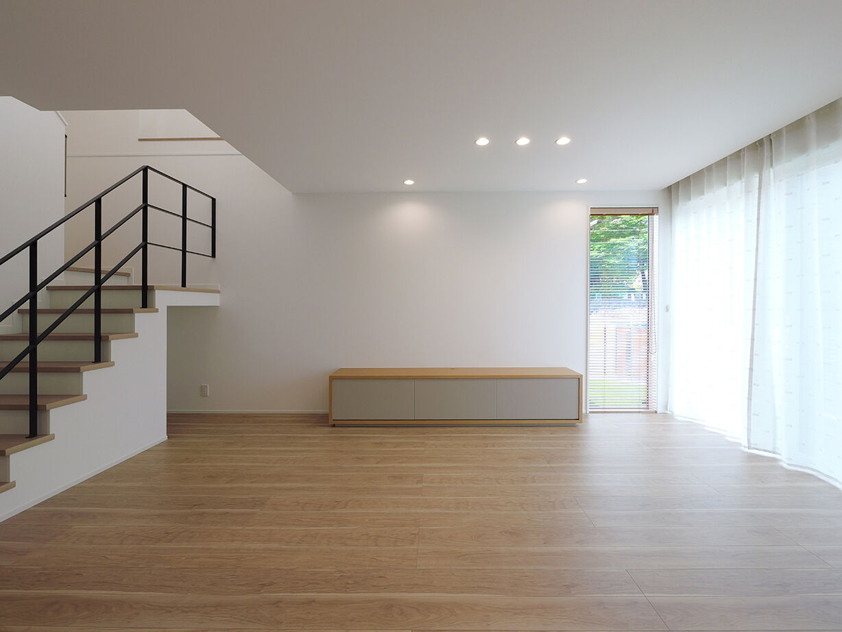 ブラザー不動産 【名古屋市｜2000万円台後半｜30坪台・4LDK｜土地】玄関からの2WAY&家事ラク回遊動線のある家の建築実例画像2