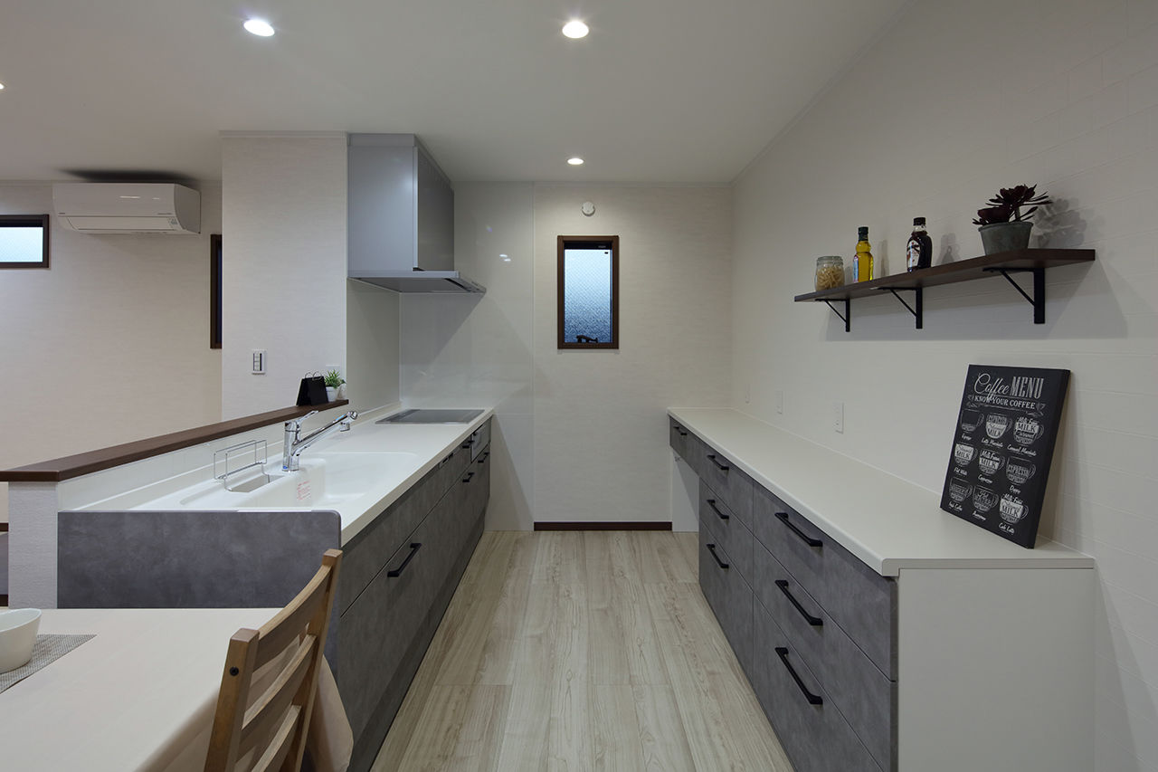 SEINO HOME（セイノーホーム） by 西濃建設 岐阜|2100万円×間取り｜土地から相談！おうち図書館にサンルーム、独立洗面にたっぷり収納も希望通りの家の建築実例画像7