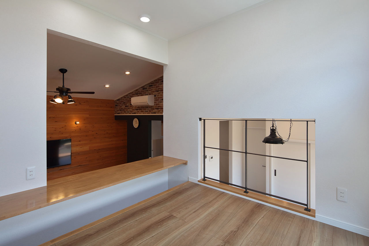 SEINO HOME（セイノーホーム） by 西濃建設 【岐阜/平屋/2000万円台/30坪台/間取り】リビングを中心に置き、スキップフロアで遊び心のある4LDKの平屋の建築実例画像2