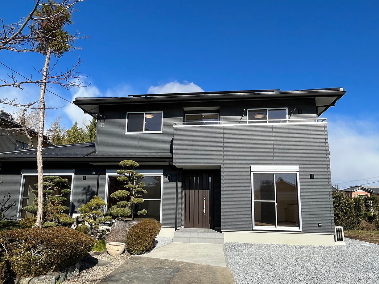 SEINO HOME（セイノーホーム） by 西濃建設 【岐阜/3000万円台/50坪/和モダン/間取り】高断熱×床暖房×太陽光発電で快適・省エネ！高性能な二世帯住宅の建築実例画像1