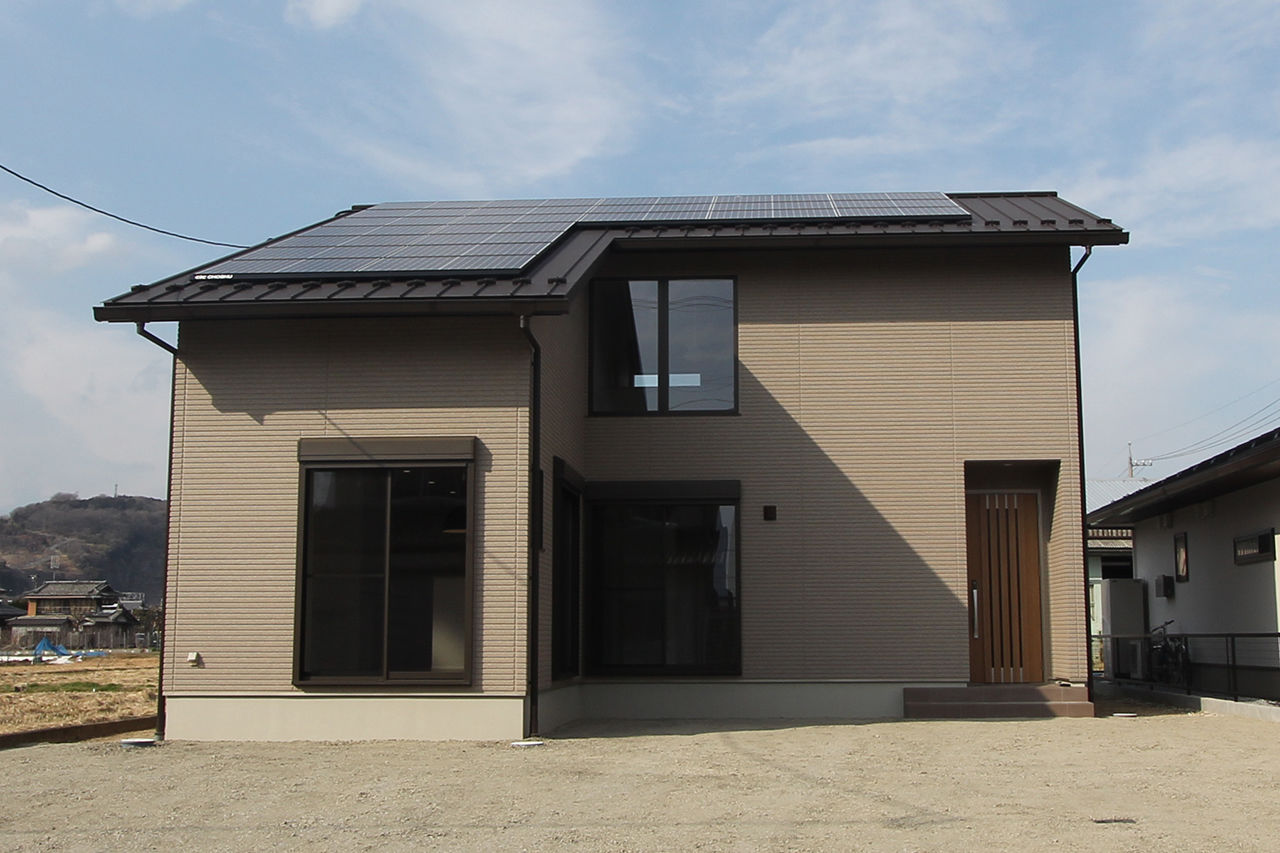 SEINO HOME（セイノーホーム） by 西濃建設 【岐阜｜L字型×2000万円台｜間取り】土地提案からお任せ！L字型の外観が格好いい、吹抜けリビングの家の建築実例画像1