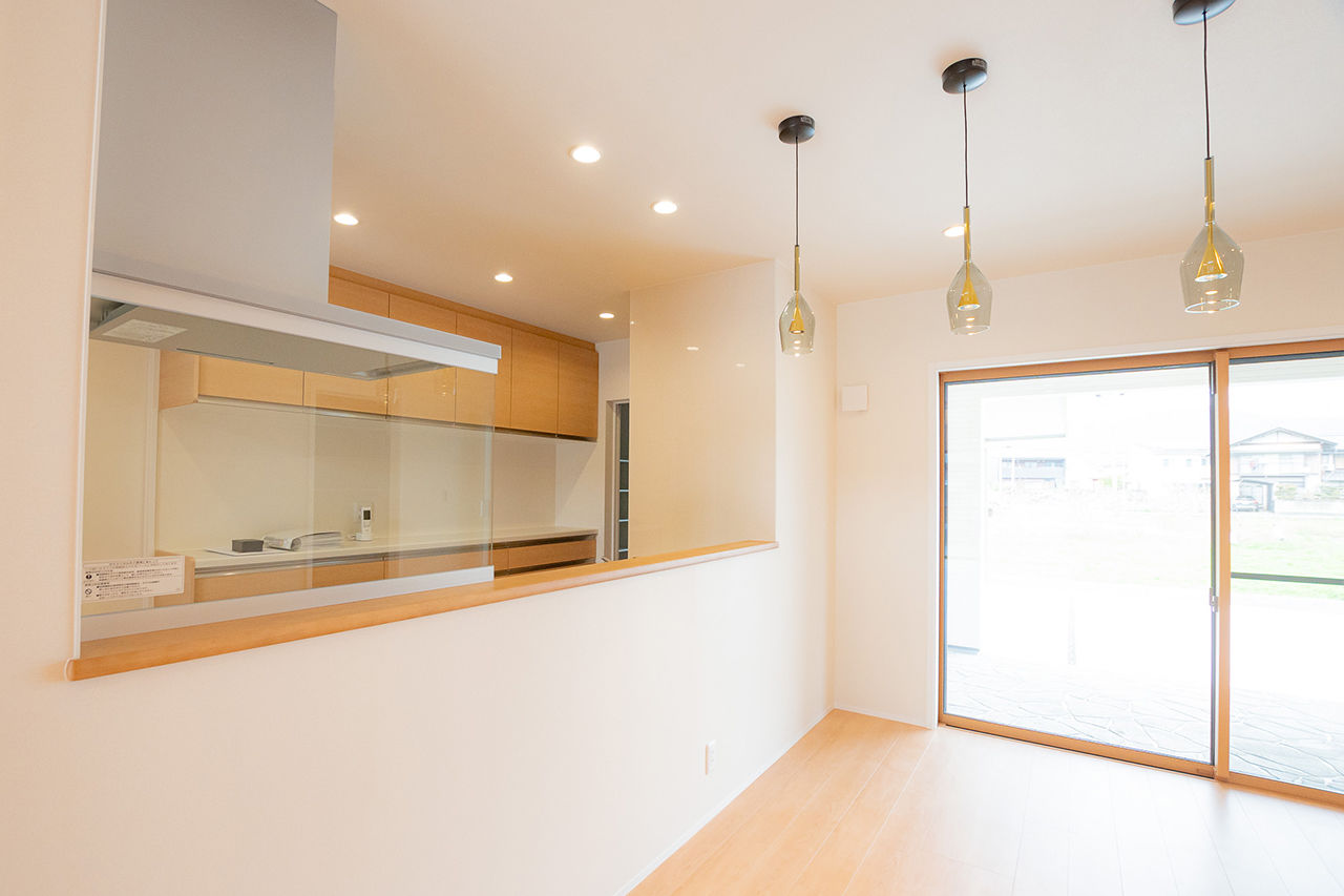 SEINO HOME（セイノーホーム） by 西濃建設 【岐阜/3000万円台/5LDK/50坪台】平屋と2階建てのいいとこどり！大らかに暮らせるテラス付の家の建築実例画像4