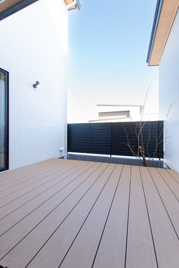 SEINO HOME（セイノーホーム） by 西濃建設 プライバシーに配慮したコの字型のお家の建築実例画像6