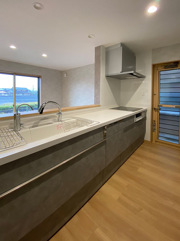 大道建設 【三重県/2000万円台/ZEH/間取図有り】新婚20代夫婦が建てた高性能住宅。1階に和室もある将来安心設計も◎の建築実例画像3