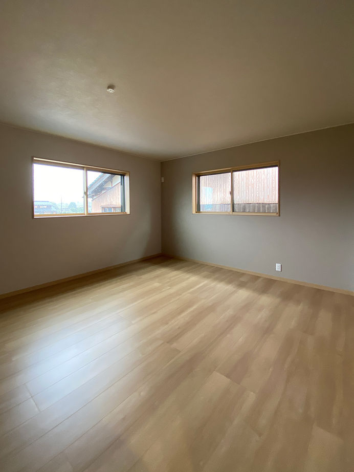 大道建設 【三重県/2000万円台/ZEH/間取図有り】新婚20代夫婦が建てた高性能住宅。1階に和室もある将来安心設計も◎の建築実例画像9