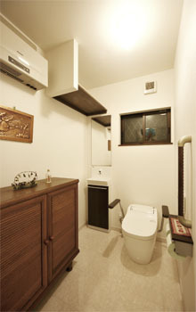 昭栄建設の注文住宅 構造・素材などに大満足 無垢材たっぷりの二世帯住宅の建築実例画像3