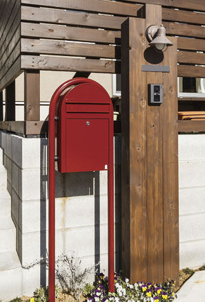 昭栄建設の注文住宅 【2000～2500万円】冬でも温もりたっぷりの地域材に包まれた暮らしの建築実例画像6