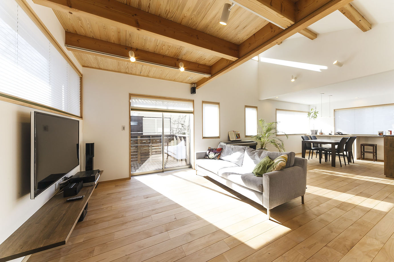 昭栄建設の注文住宅 【清瀬市/2000万円台/30坪台/2階LDK】自然体で暮らす。飾らないシンプルながらも立体的な空間が魅力の家の建築実例画像2