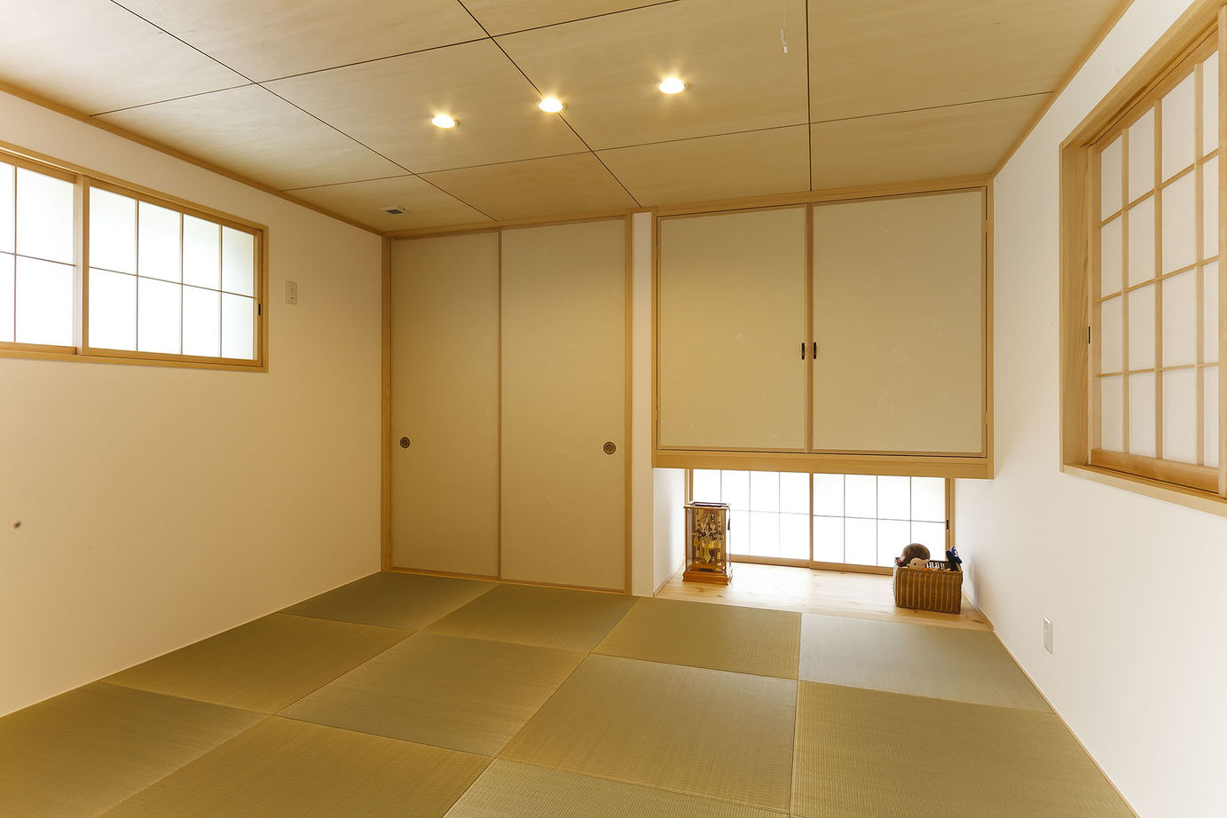 昭栄建設の注文住宅 【加須市/2000万円台/30坪台/平屋風二階建て】天候に左右されない快適さと木の質感とデザインを活かした家の建築実例画像6