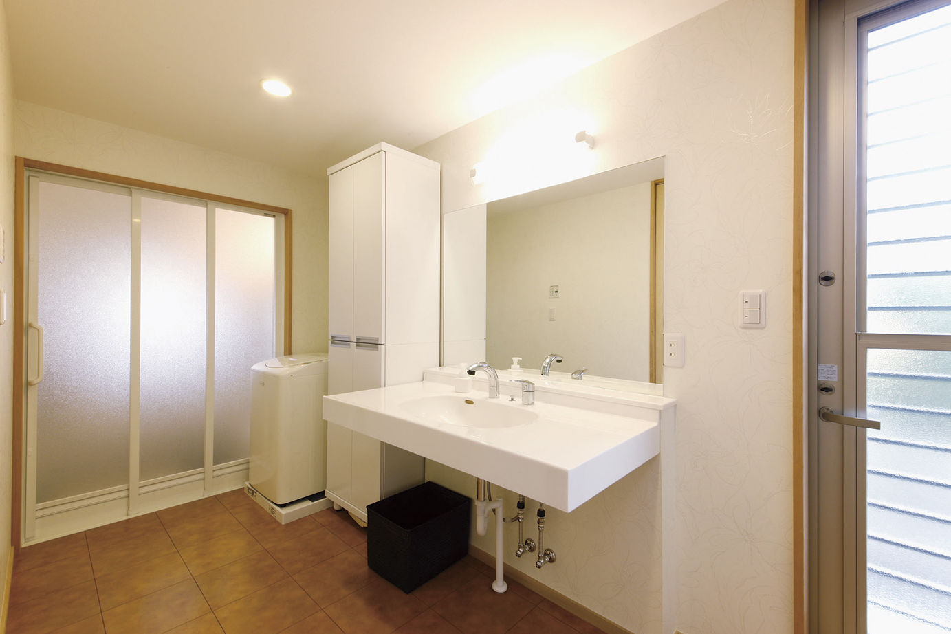 昭栄建設の注文住宅 【栃木県/2000万円台/40坪台】まるで料亭のような「平屋和モダン」の佇まい。美しく丹精された庭のある家の建築実例画像7