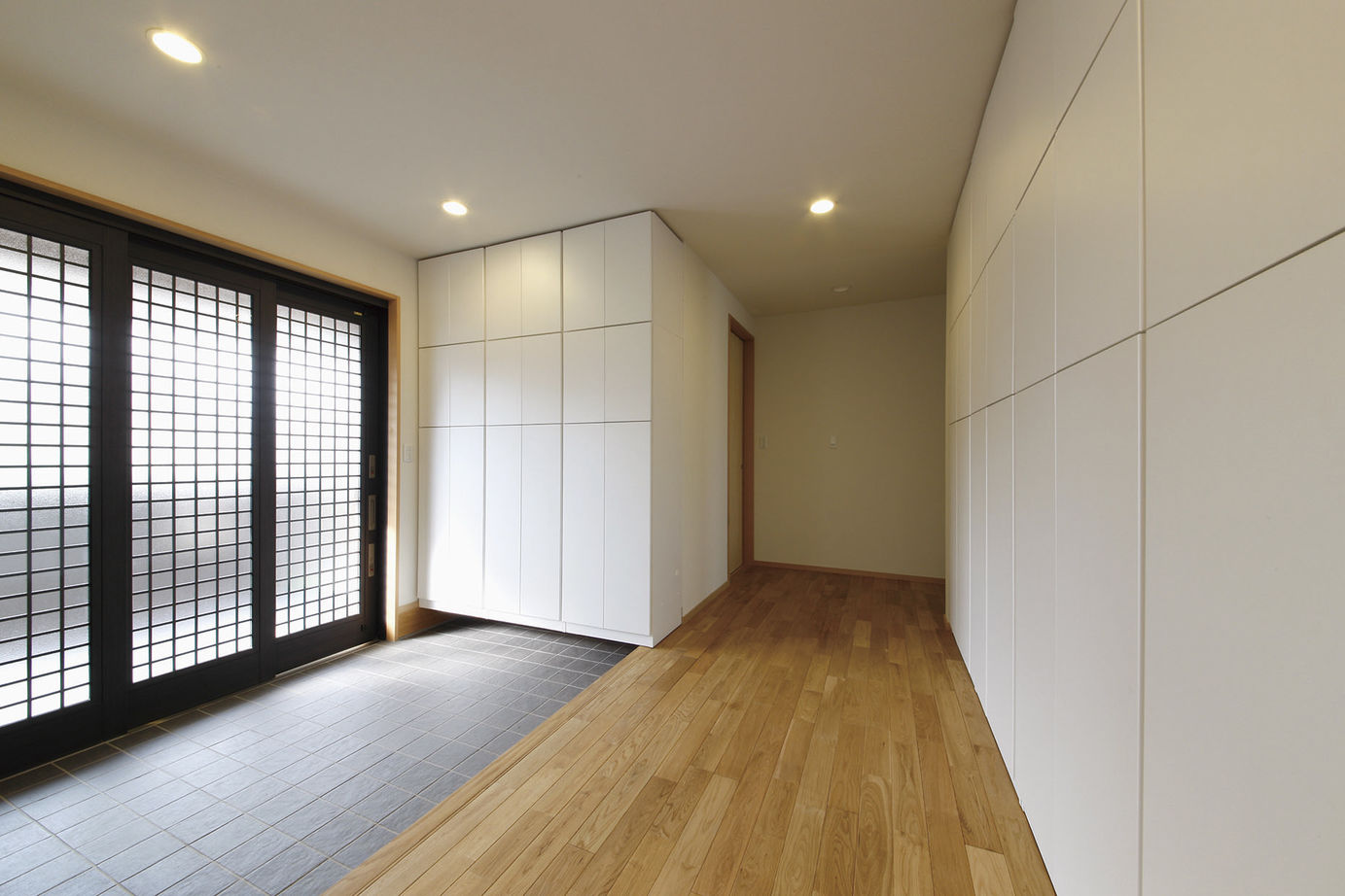 昭栄建設の注文住宅 【栃木県/2000万円台/40坪台】まるで料亭のような「平屋和モダン」の佇まい。美しく丹精された庭のある家の建築実例画像8