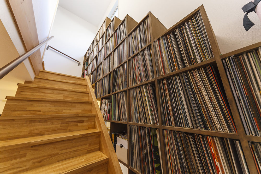 昭栄建設の注文住宅 【川口市/2000万円台/40坪台】お酒を飲みながらレコードを楽しめる空間のミッドセンチュリー家具が似合う家の建築実例画像3