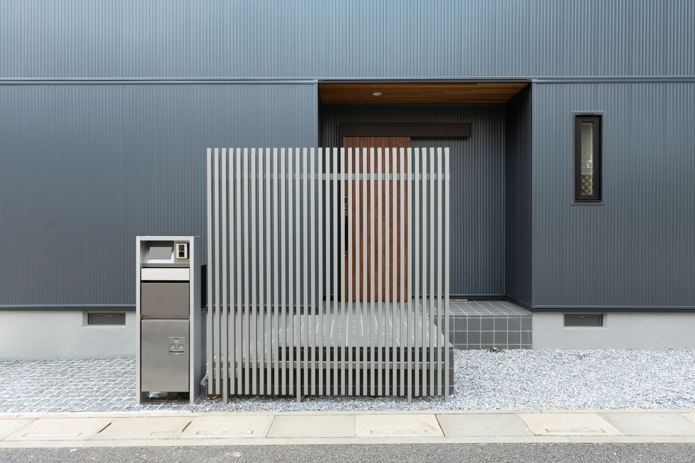 昭栄建設の注文住宅 【埼玉県/30坪台/ボルダリング/間取り図】家時間を楽しむアイデア満載な空間に自然と顔があい会話が弾む家の建築実例画像3