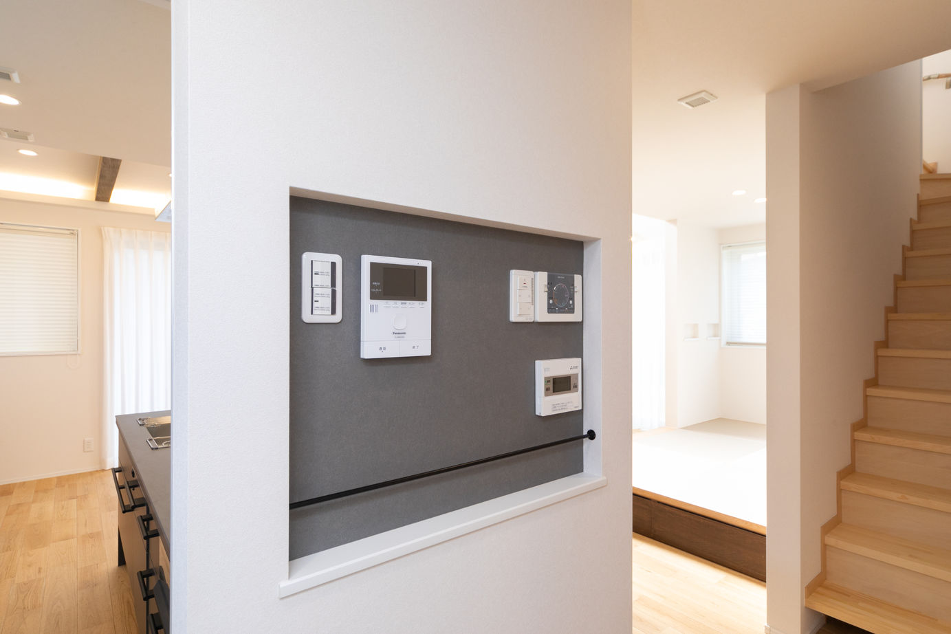 昭栄建設の注文住宅 【川口市/2000万円台/30坪台】行き届く子育て目線の設計に住環境を考えたデザインと機能性がつまった家の建築実例画像9