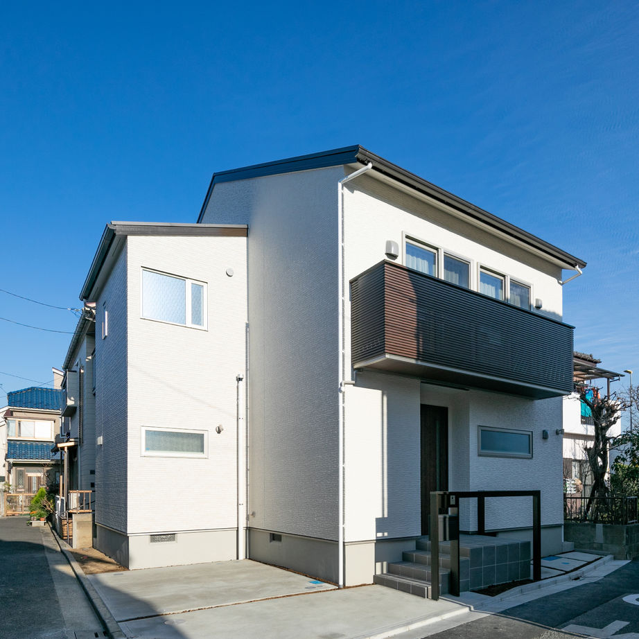 昭栄建設の注文住宅 【蕨市/2000万円台/20坪台】都市部の限られた敷地を最大限に活用。2階LDK＋ロフトで明るく伸びやかにの建築実例画像10