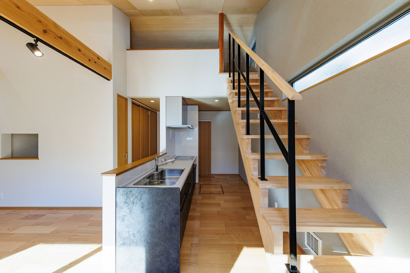 昭栄建設の注文住宅 【新座市/2000万円台/20坪台】夫婦で愉しむスローライフ。のんびりと平屋で過ごすの建築実例画像3